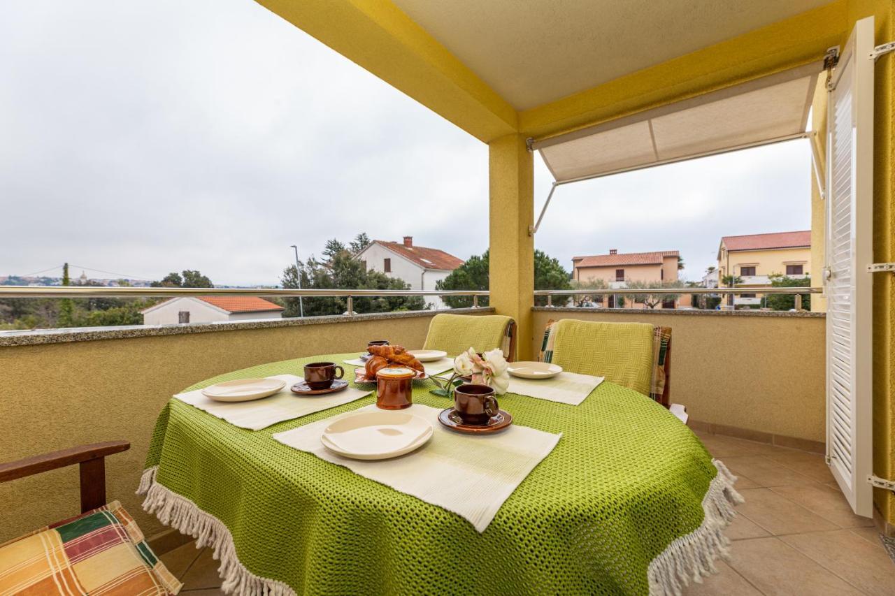 Golden Hope 4+1 Apartment Krk Krk Town Exterior photo